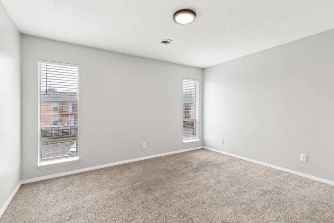 Apartment for rent at Midvale Heights, 300 W Midvale Ave, Chattanooga, TN 37405