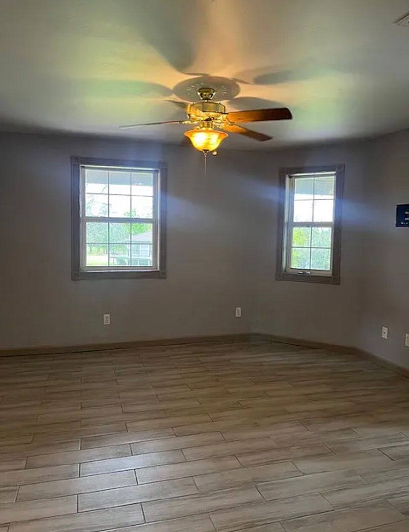 Apartment for rent at 877 Conifer Lane, Auburn, CA 95602
