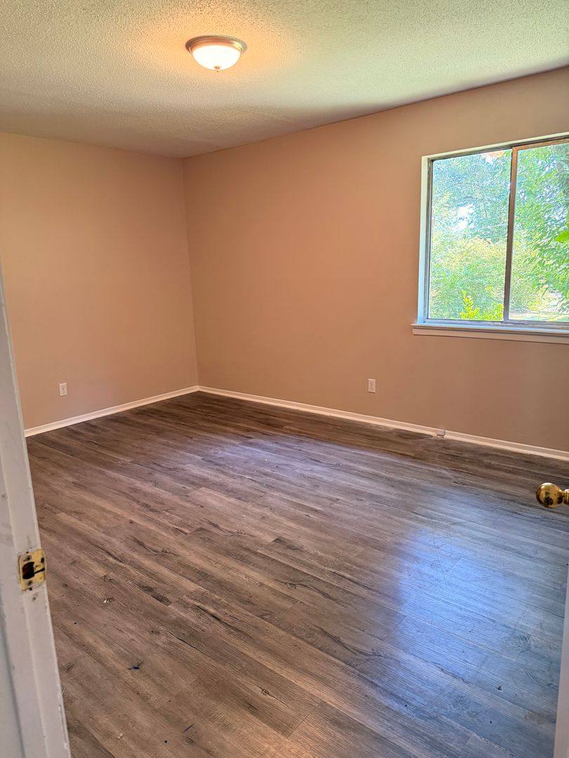 Apartment for rent at 905 Forest Dale Lane #B, Hixson, TN 37343