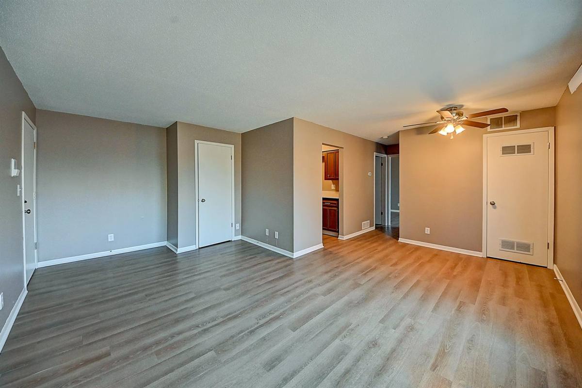 Apartment for rent at 1215 Oakland Rd NE #44, Cedar Rapids, IA 52402