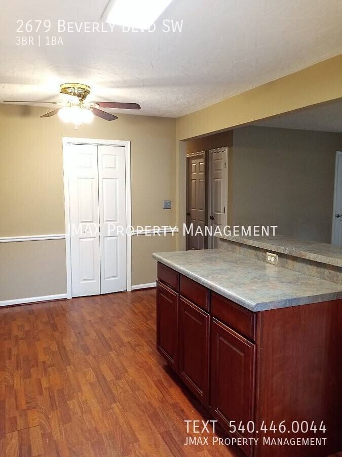House for rent at 2679 Beverly Blvd SW, Roanoke, VA 24015