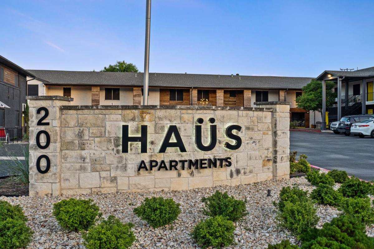 Apartment for rent at 200 Primrose Circle, New Braunfels, TX 78130