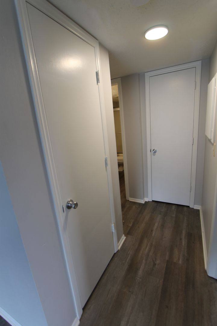 Apartment for rent at 4921 Copper Creek Rd, Omaha, NE 68157