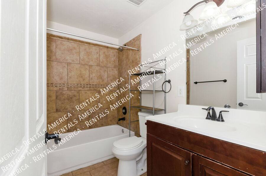 House for rent at 525 E Linden St, Tucson, AZ 85705