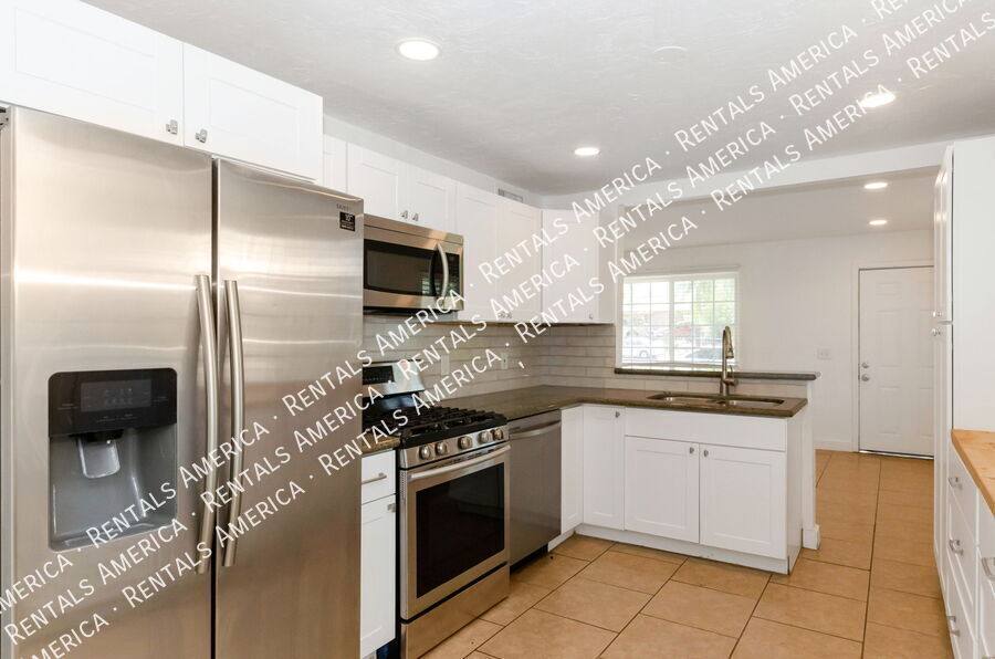 House for rent at 525 E Linden St, Tucson, AZ 85705