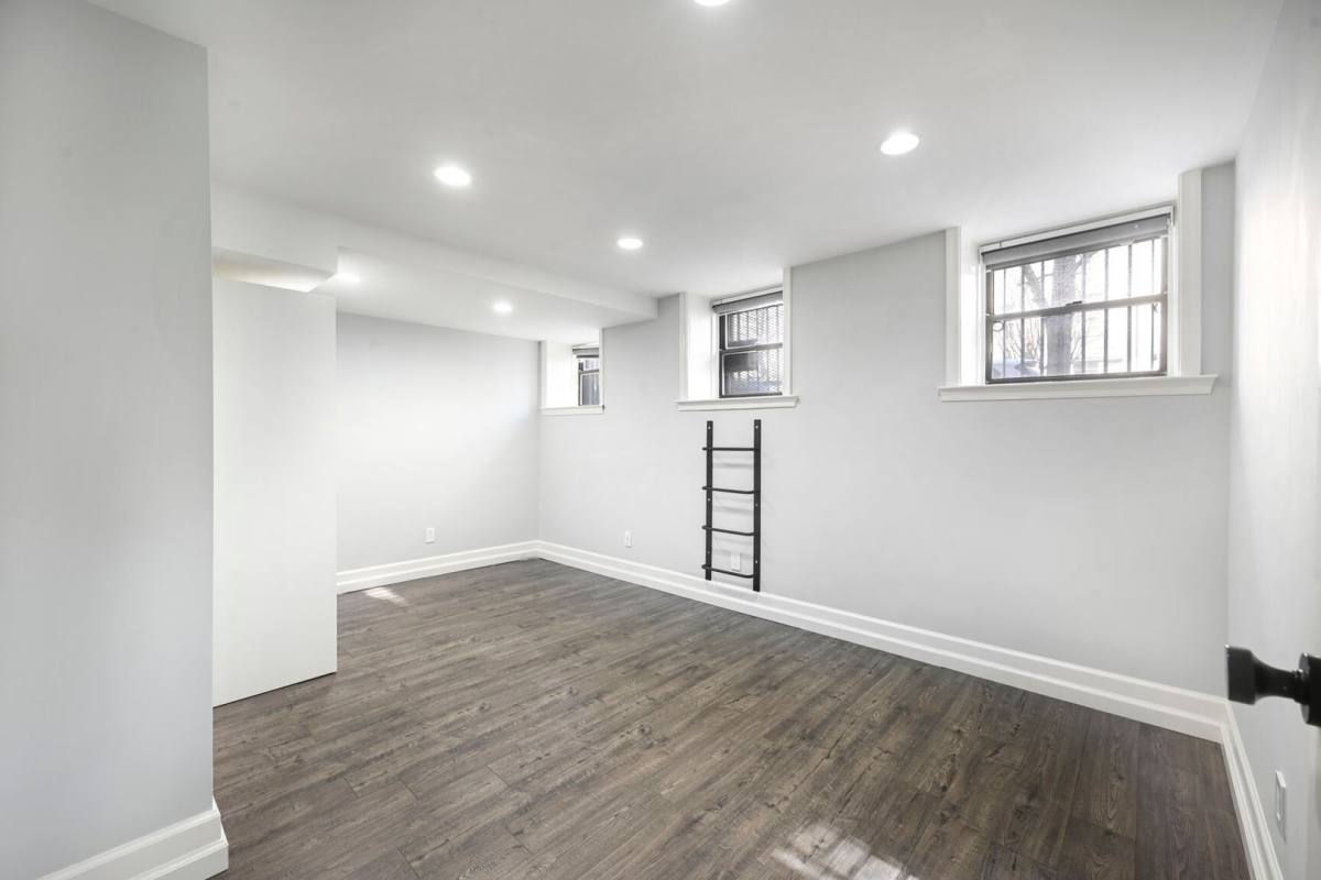 Apartment for rent at 2001 16th St NW, Washington, DC 20009