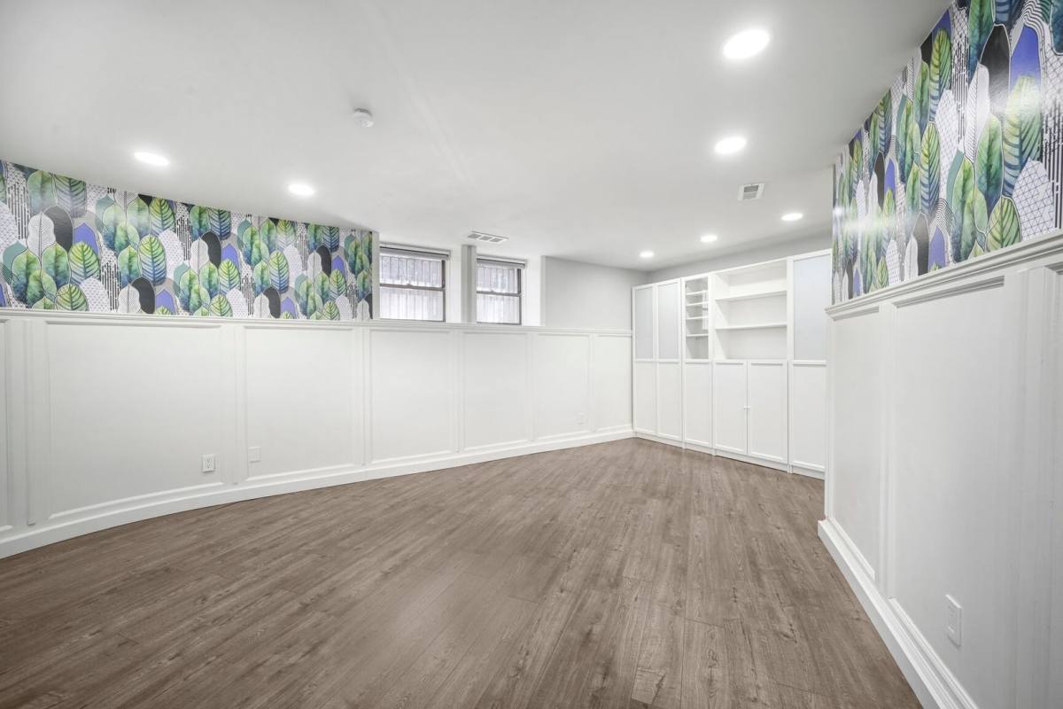 Apartment for rent at 2001 16th St NW, Washington, DC 20009