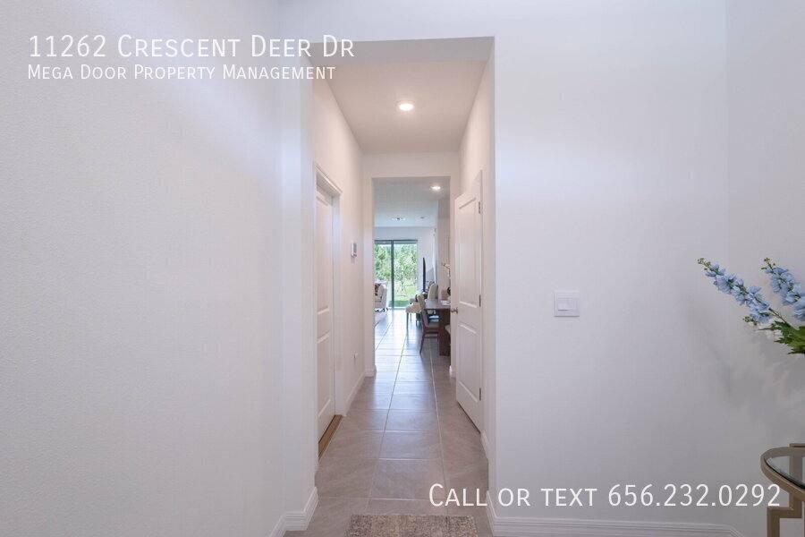 Townhouse for rent at 11262 Crescent Deer Dr, Land O Lakes, FL 34638