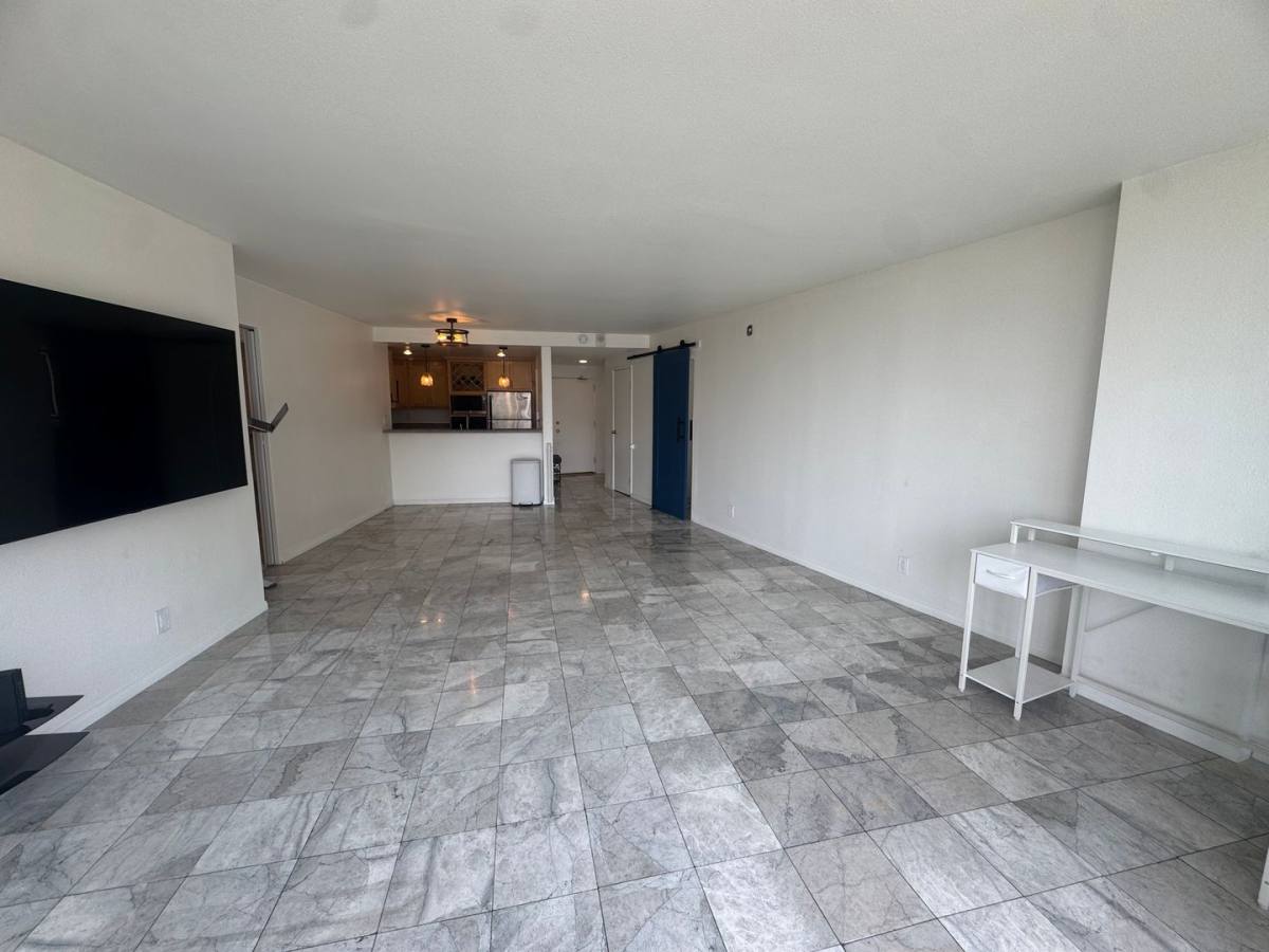 Condo for rent at 700 E Ocean Blvd, Long Beach, CA 90802
