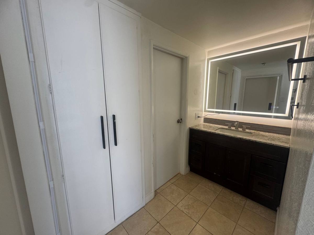 Condo for rent at 700 E Ocean Blvd, Long Beach, CA 90802