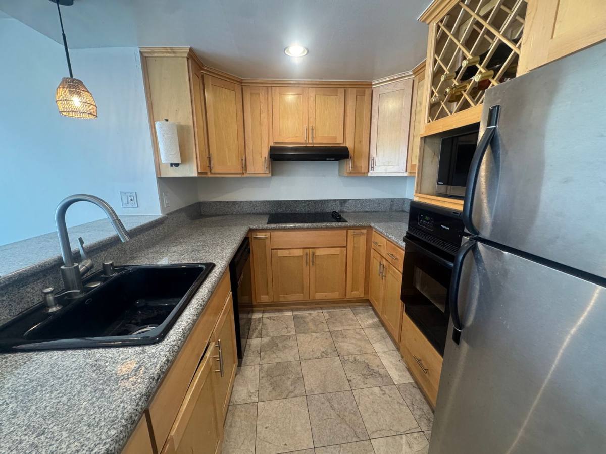 Condo for rent at 700 E Ocean Blvd, Long Beach, CA 90802