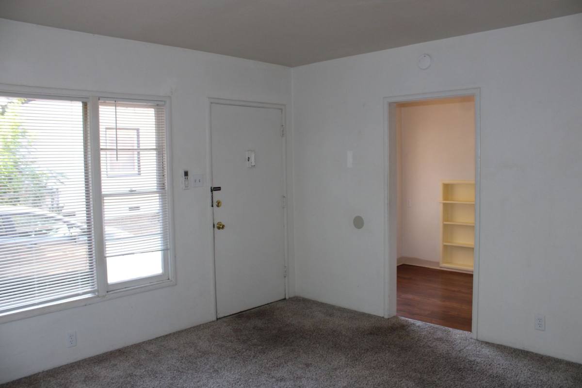 Apartment for rent at 4225 V St, Sacramento, CA 95817