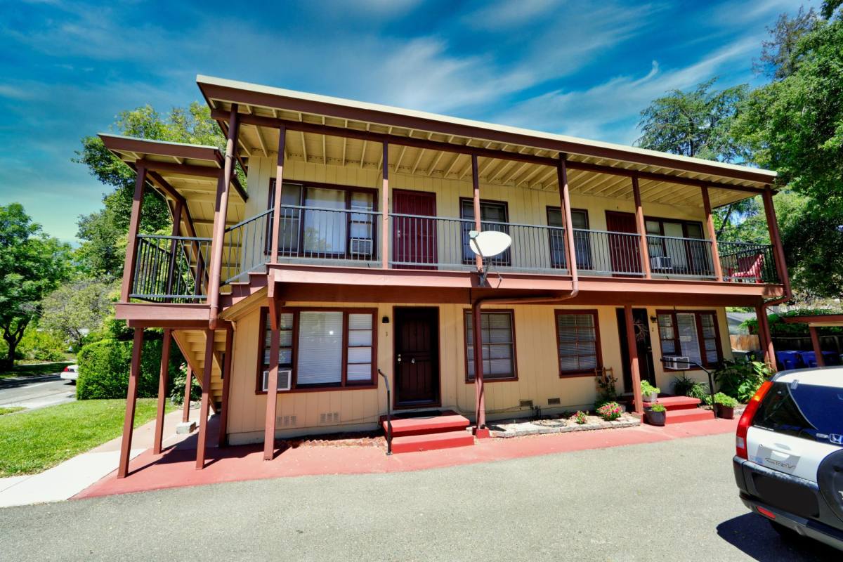 Apartment for rent at 4225 V St, Sacramento, CA 95817