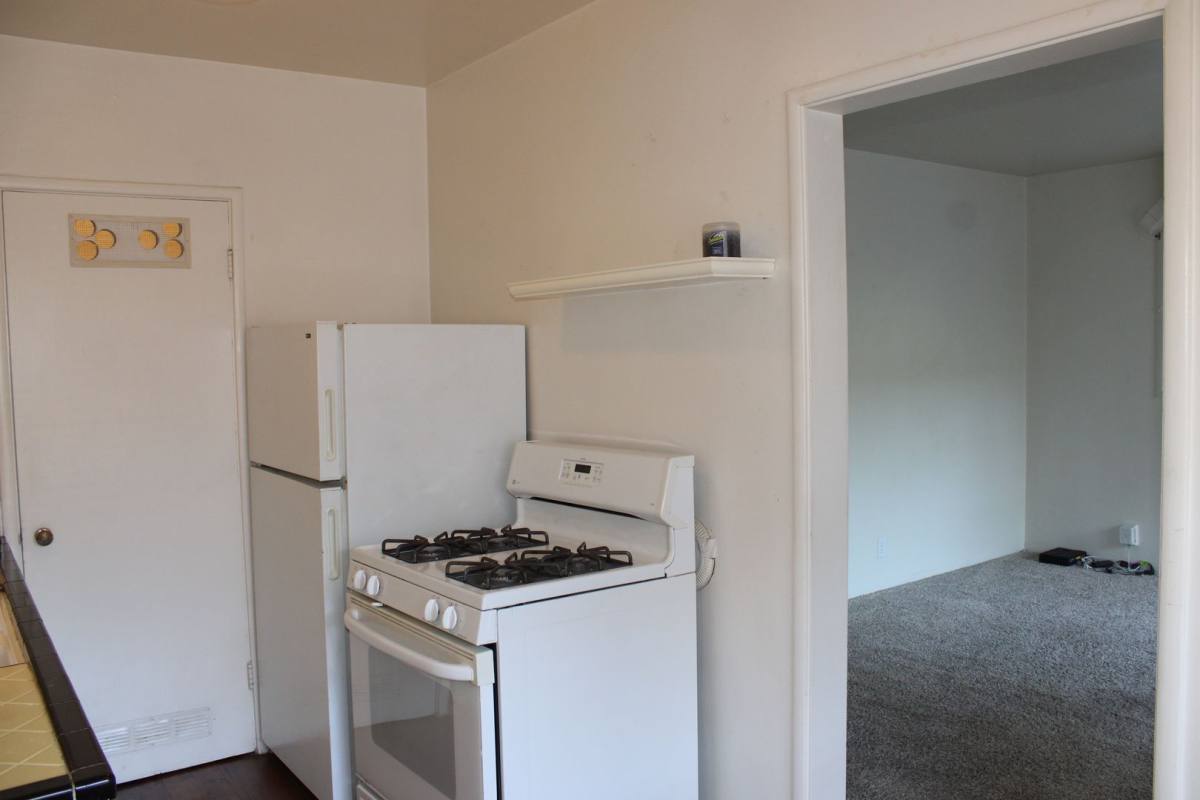 Apartment for rent at 4225 V St, Sacramento, CA 95817