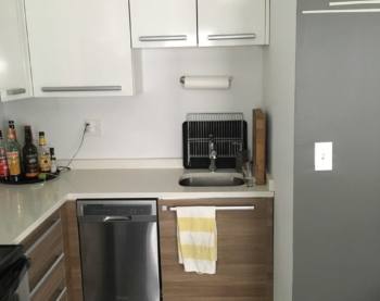 Apartment for rent at 925 W Carmen Ave #3A, Chicago, IL 60640