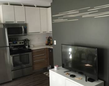 Apartment for rent at 925 W Carmen Ave #3A, Chicago, IL 60640