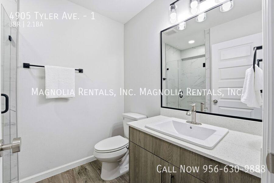 Townhouse for rent at 4905 Tyler Ave #1, McAllen, TX 78503
