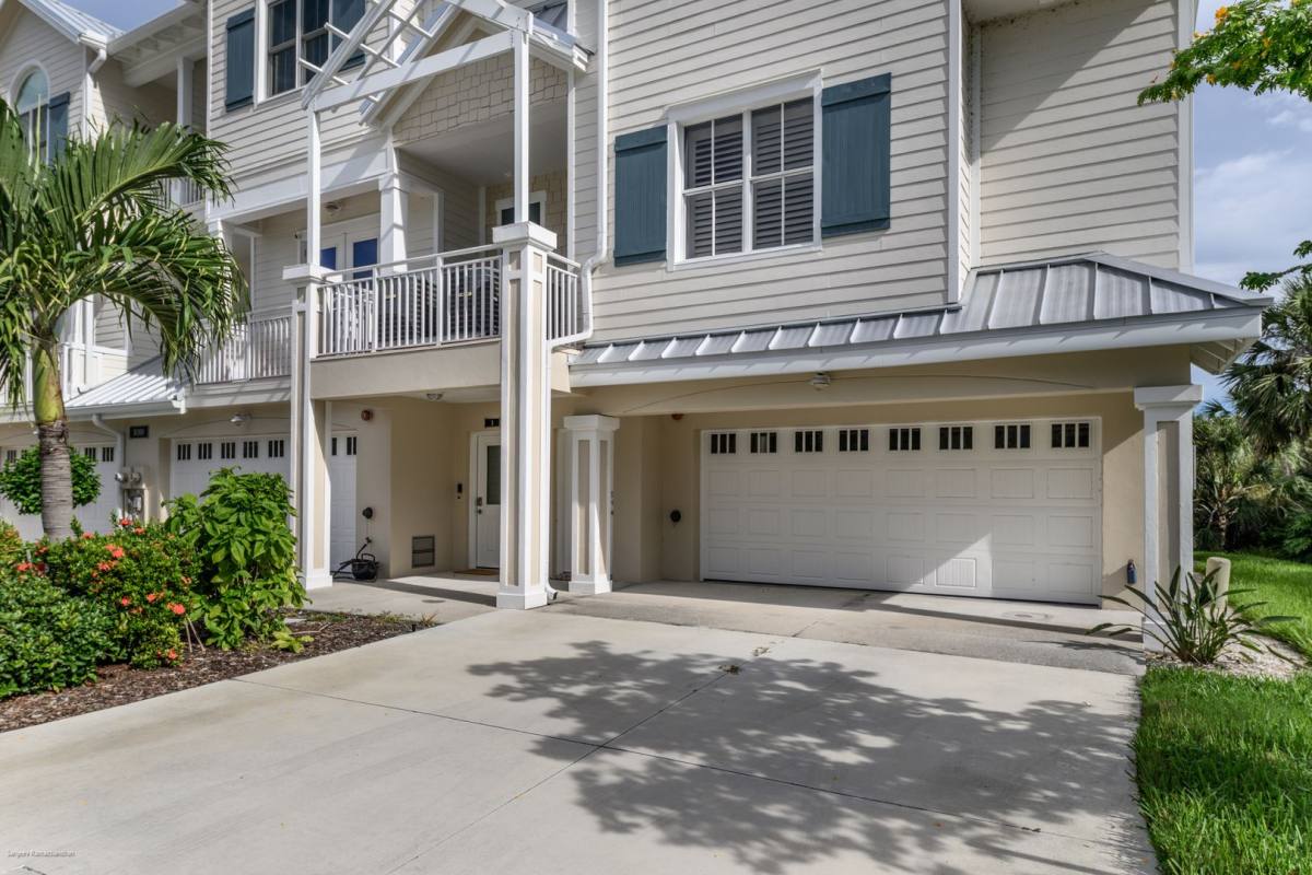 Townhouse for rent at 10300 Tarpon Landing Terrace, Placida, FL 33946