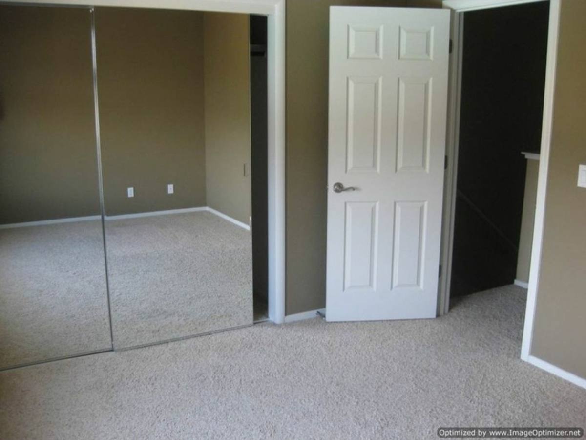Apartment for rent at 2001 Club Center Dr, Sacramento, CA 95835