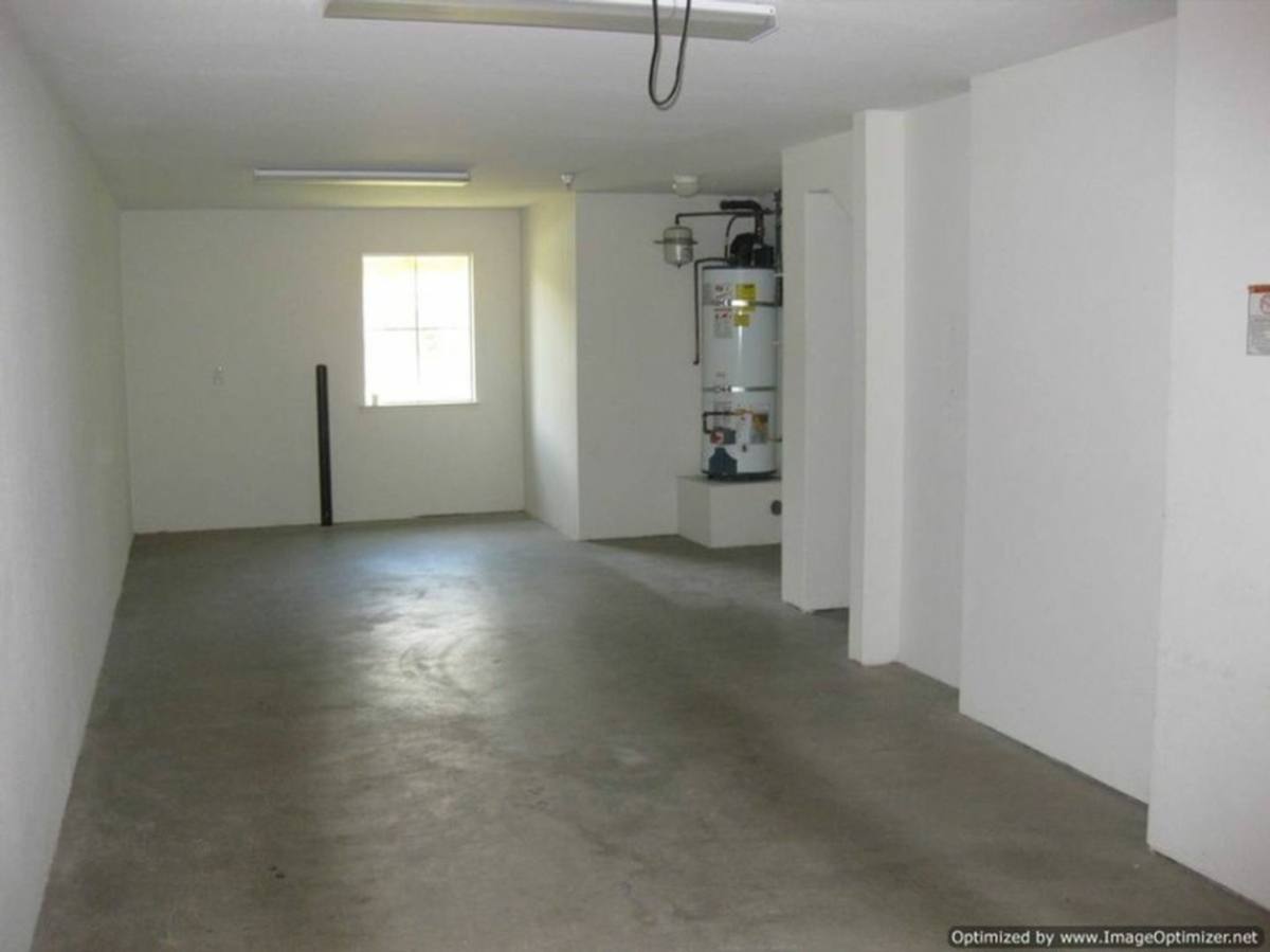 Apartment for rent at 2001 Club Center Dr, Sacramento, CA 95835