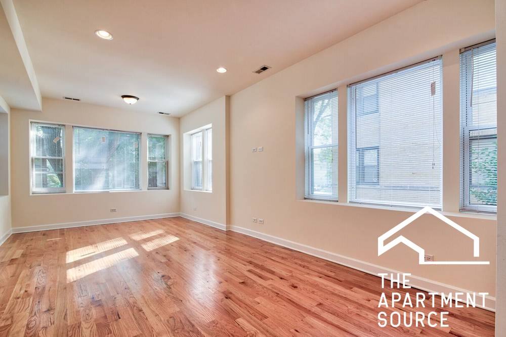 Apartment for rent at 3354 W Wilson Ave #1S, Chicago, IL 60625