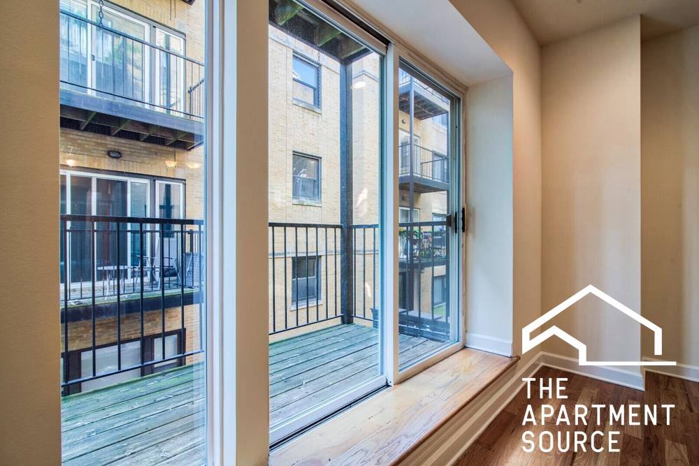 Apartment for rent at 3354 W Wilson Ave #1S, Chicago, IL 60625