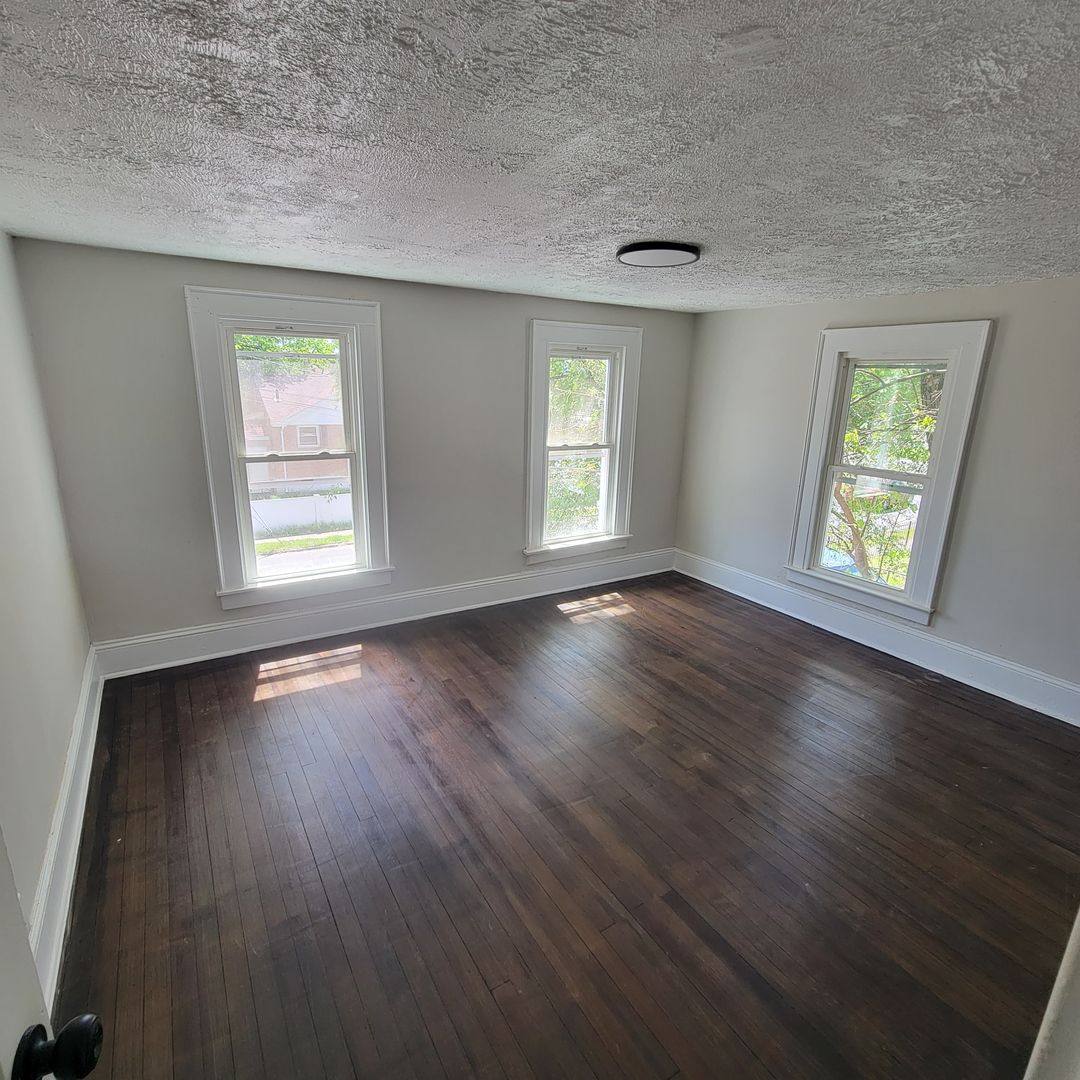 Apartment for rent at 22 Lilac St, East Hartford, CT 06118