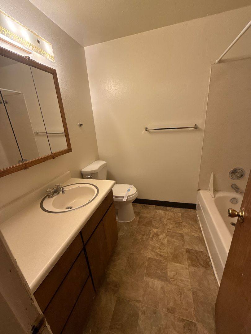 Apartment for rent at 61550 Brosterhous Rd, Bend, OR 97702