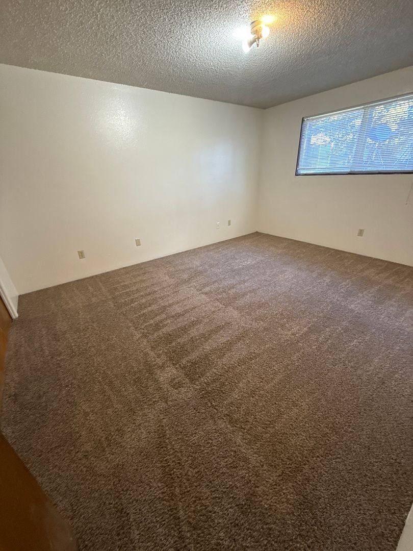 Apartment for rent at 61550 Brosterhous Rd, Bend, OR 97702