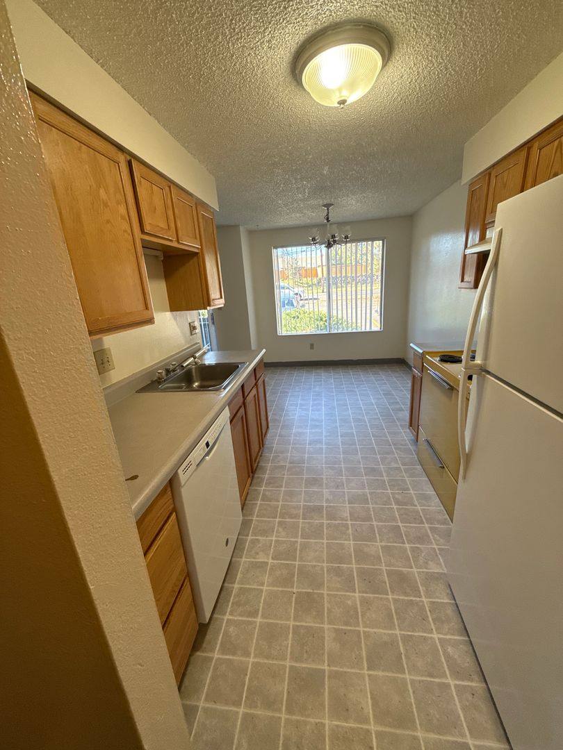 Apartment for rent at 61550 Brosterhous Rd, Bend, OR 97702