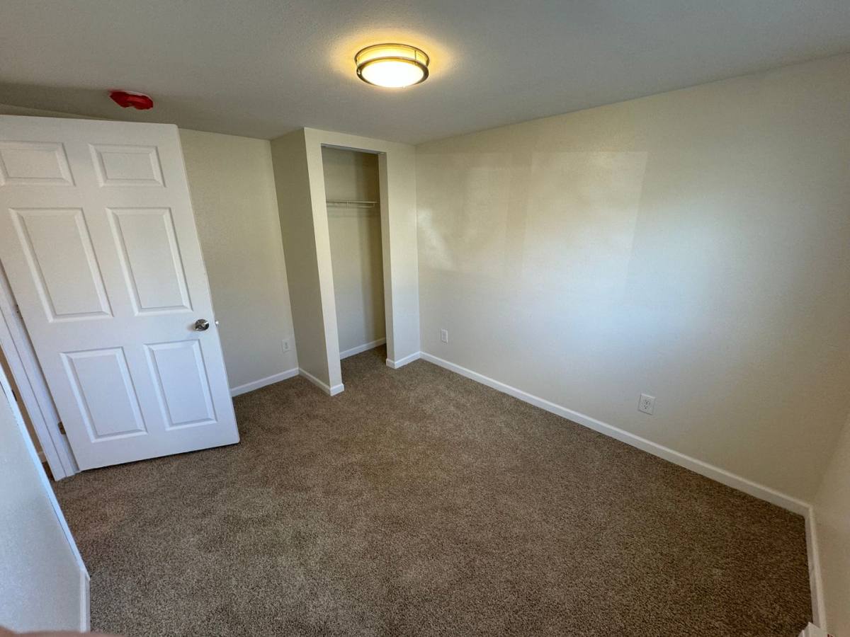 Apartment for rent at 826 3rd Ave S, Great Falls, MT 59405