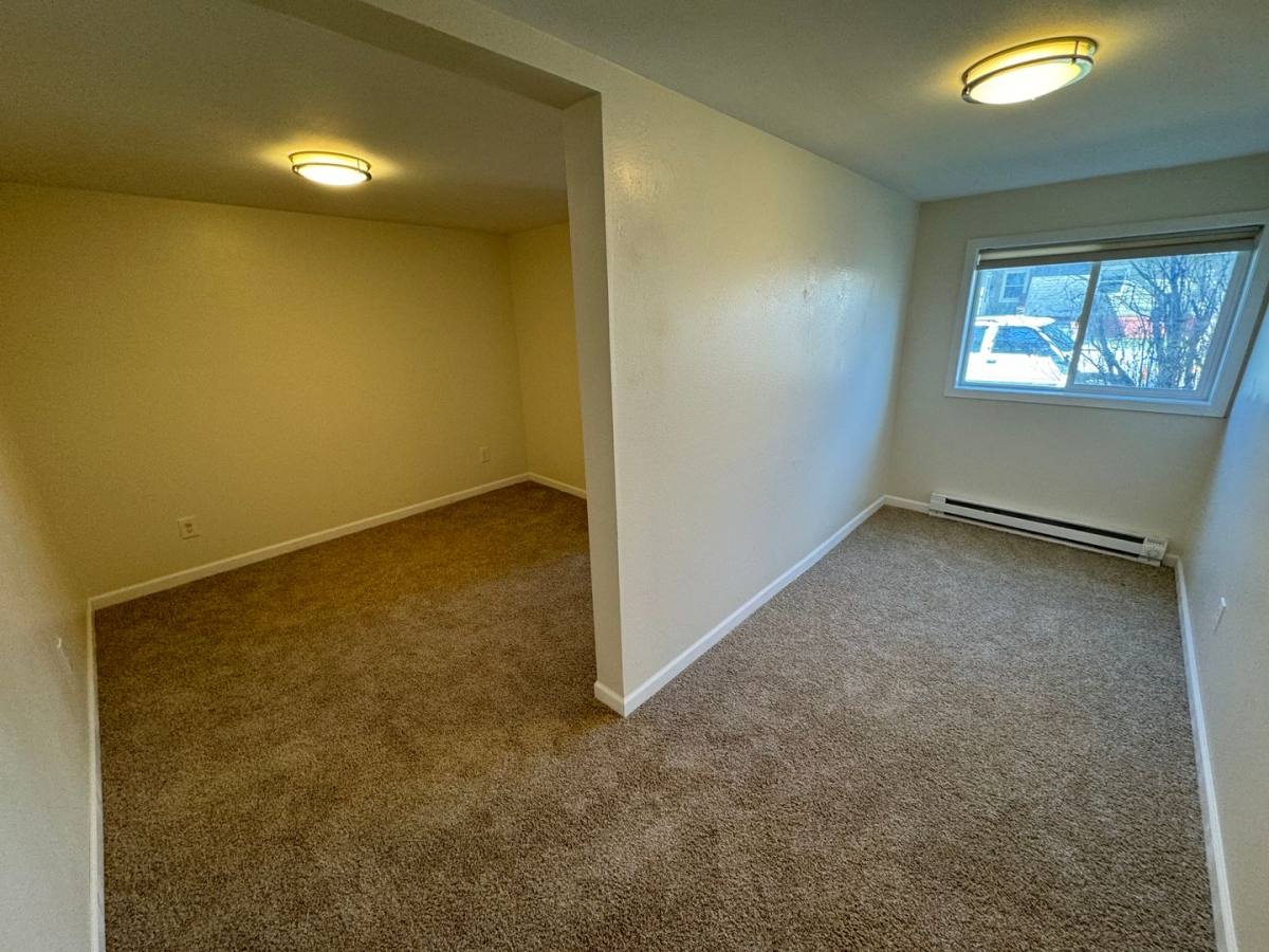 Apartment for rent at 826 3rd Ave S, Great Falls, MT 59405