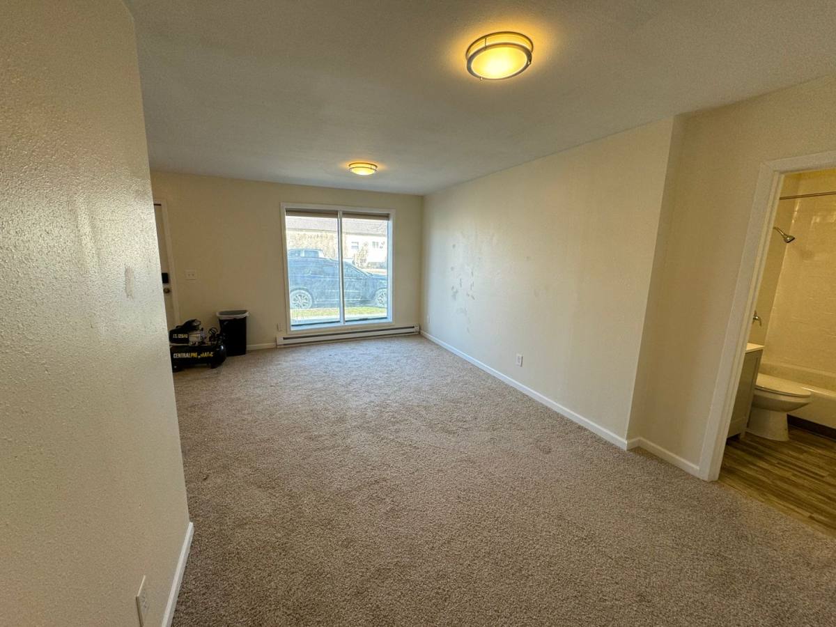 Apartment for rent at 826 3rd Ave S, Great Falls, MT 59405