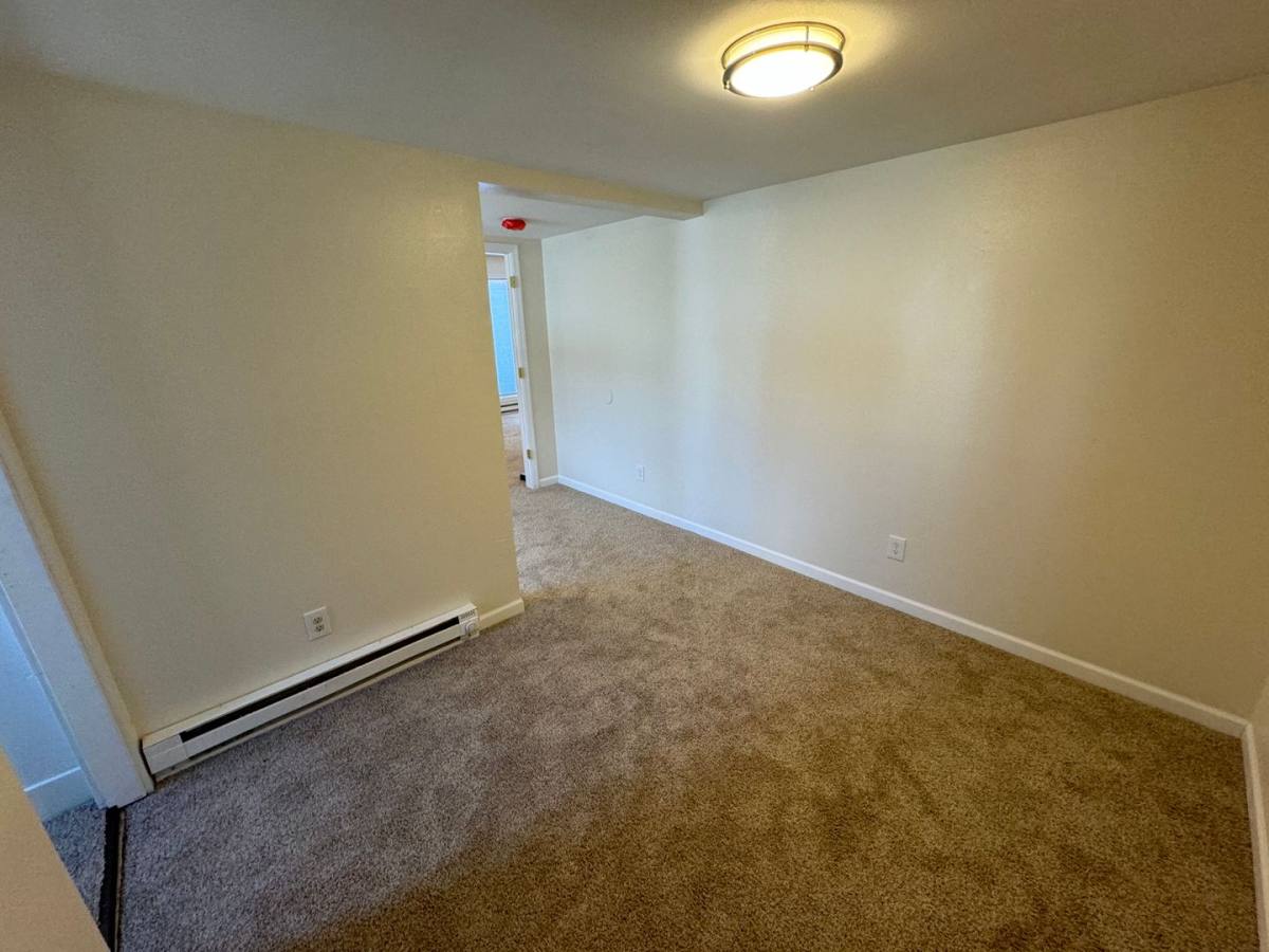 Apartment for rent at 826 3rd Ave S, Great Falls, MT 59405