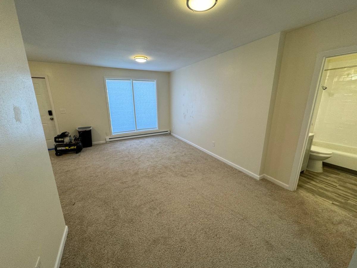 Apartment for rent at 826 3rd Ave S, Great Falls, MT 59405