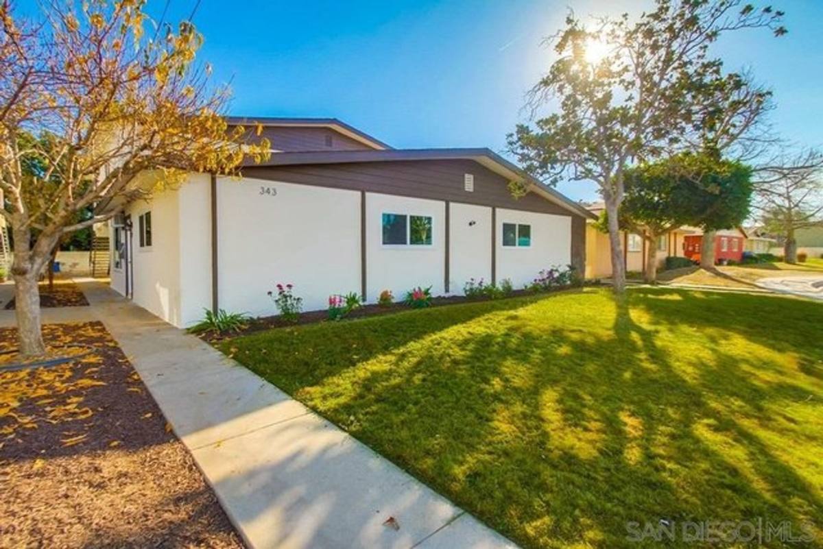 Apartment for rent at 343 Lansing Circle, Escondido, CA 92025