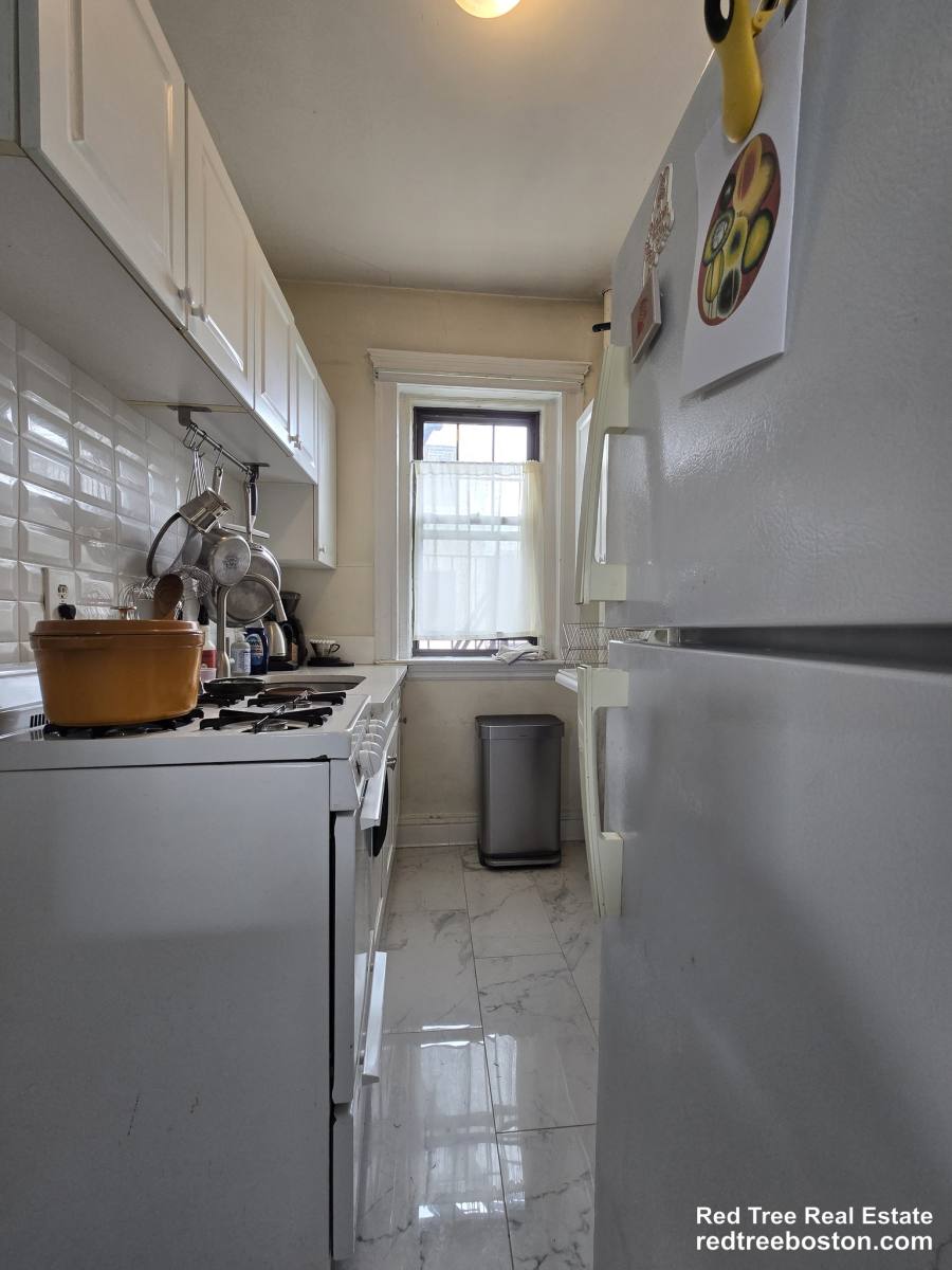 Apartment for rent at 1560 Commonwealth Ave #8, Brighton, MA 02135