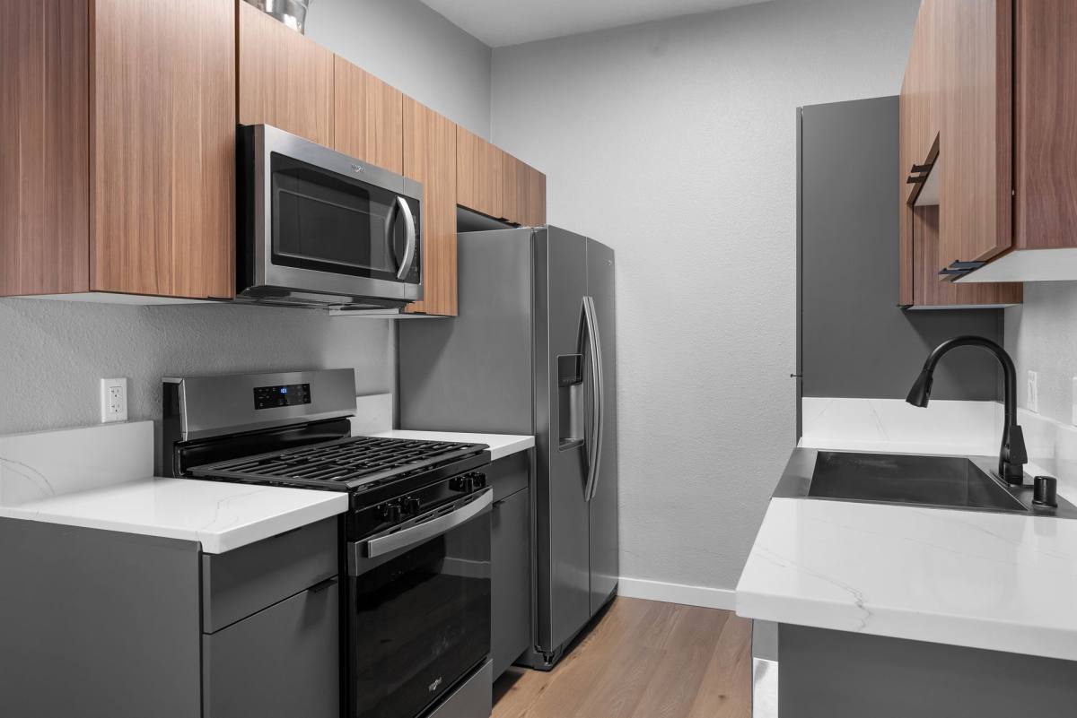 Apartment for rent at 1959-1961 Maple Ave, Costa Mesa, CA 92627