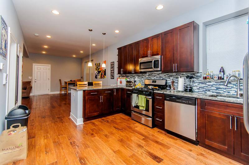 Apartment for rent at 2342 W Augusta Blvd #1R, Chicago, IL 60622