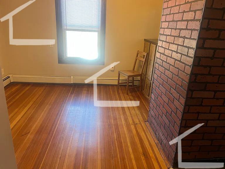 House for rent at 225 Walnut Ave #3, Roxbury, MA 02119