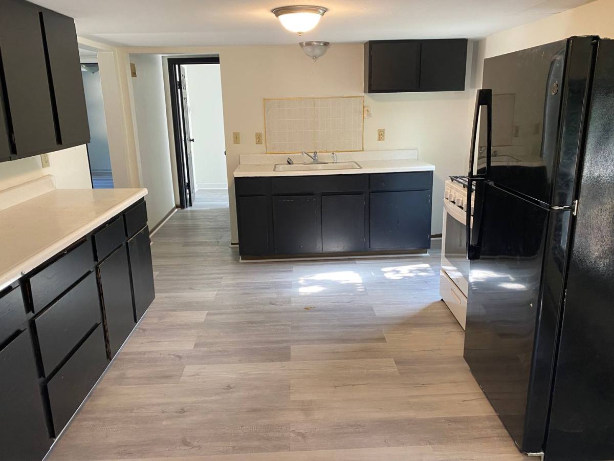 Apartment for rent at 1714 Pardee St, Wausau, WI 54401