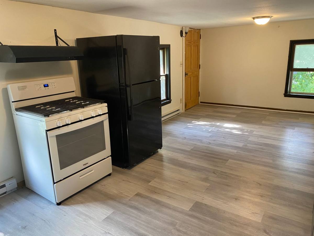 Apartment for rent at 1714 Pardee St, Wausau, WI 54401