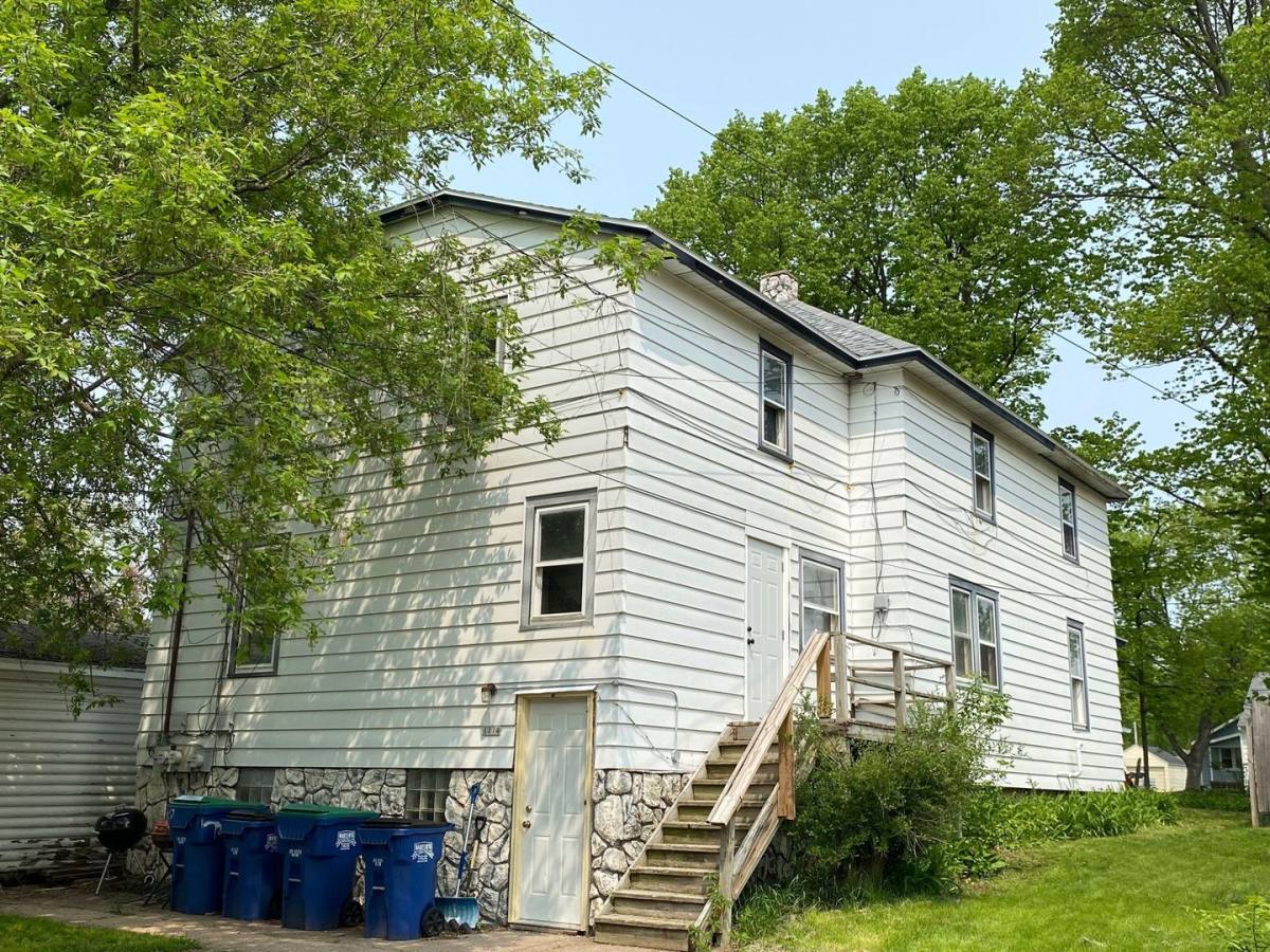 Apartment for rent at 1714 Pardee St, Wausau, WI 54401