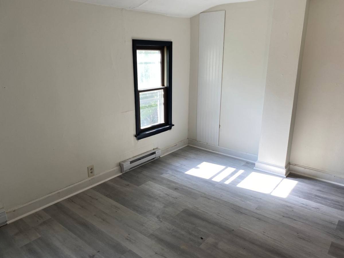 Apartment for rent at 1714 Pardee St, Wausau, WI 54401
