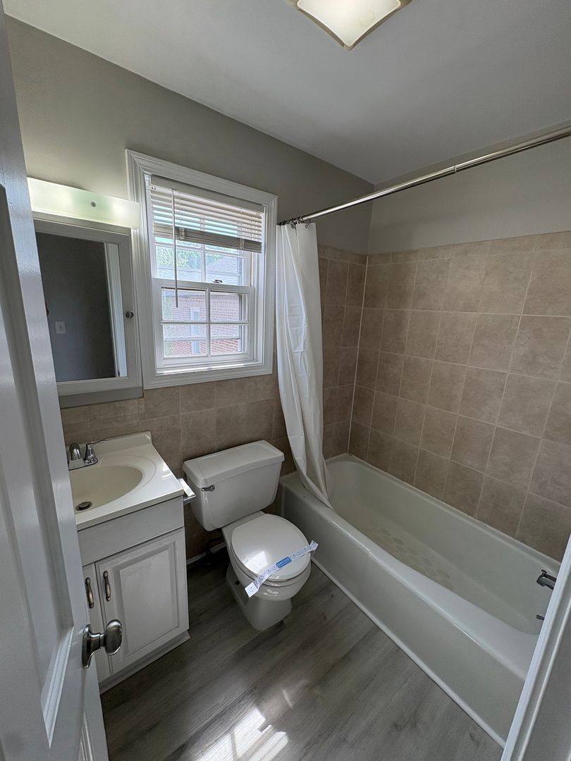Apartment for rent at 84 Cabot St, Beverly, MA 01915