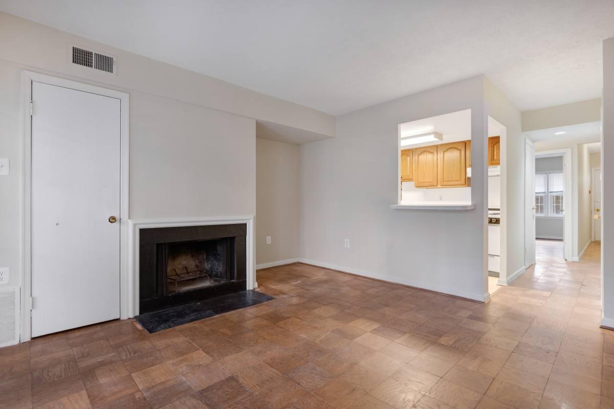 Apartment for rent at 1603 Corcoran St NW #A, Washington, DC 20009