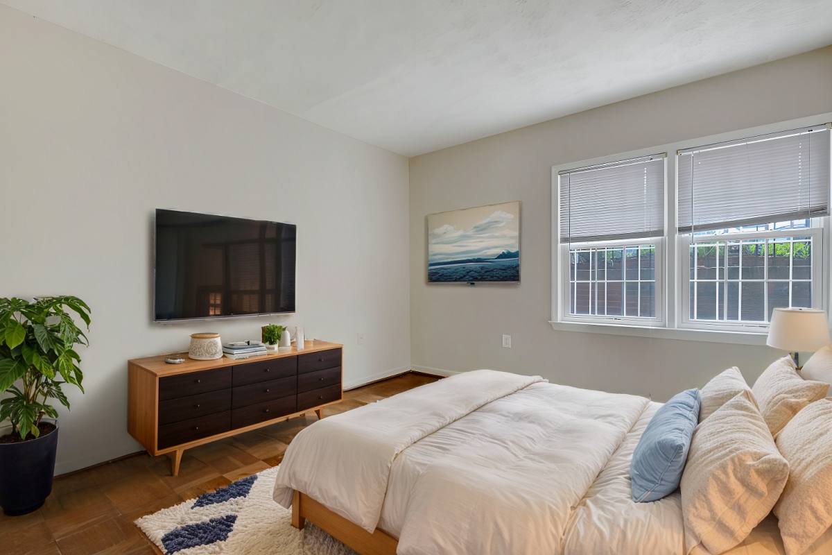 Apartment for rent at 1603 Corcoran St NW #A, Washington, DC 20009