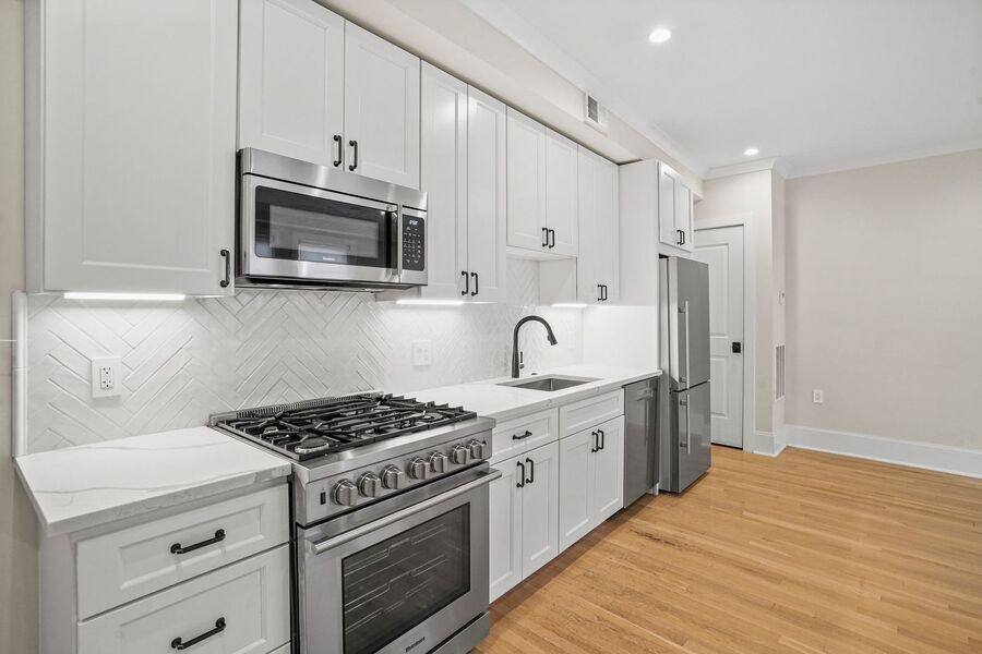Condo for rent at 1314 Vermont Ave NW #7, Washington, DC 20005