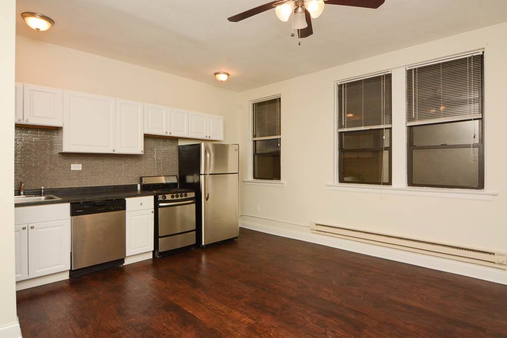 Apartment for rent at 3345 Marshfield #D501, Chicago, IL 60657