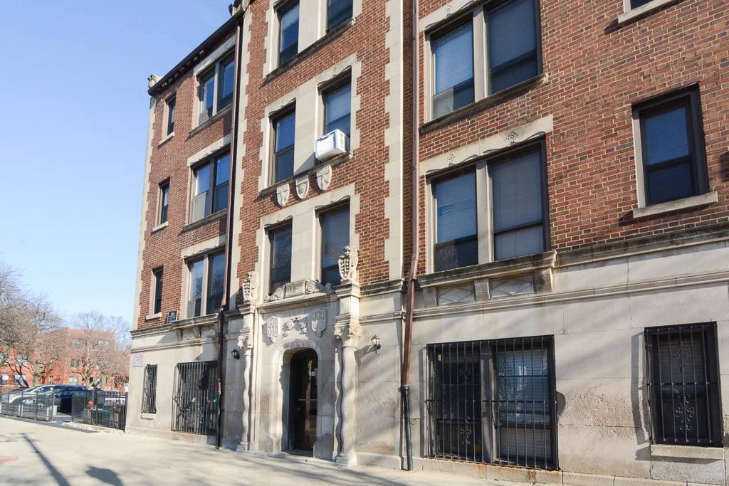 Apartment for rent at 3345 Marshfield #D501, Chicago, IL 60657